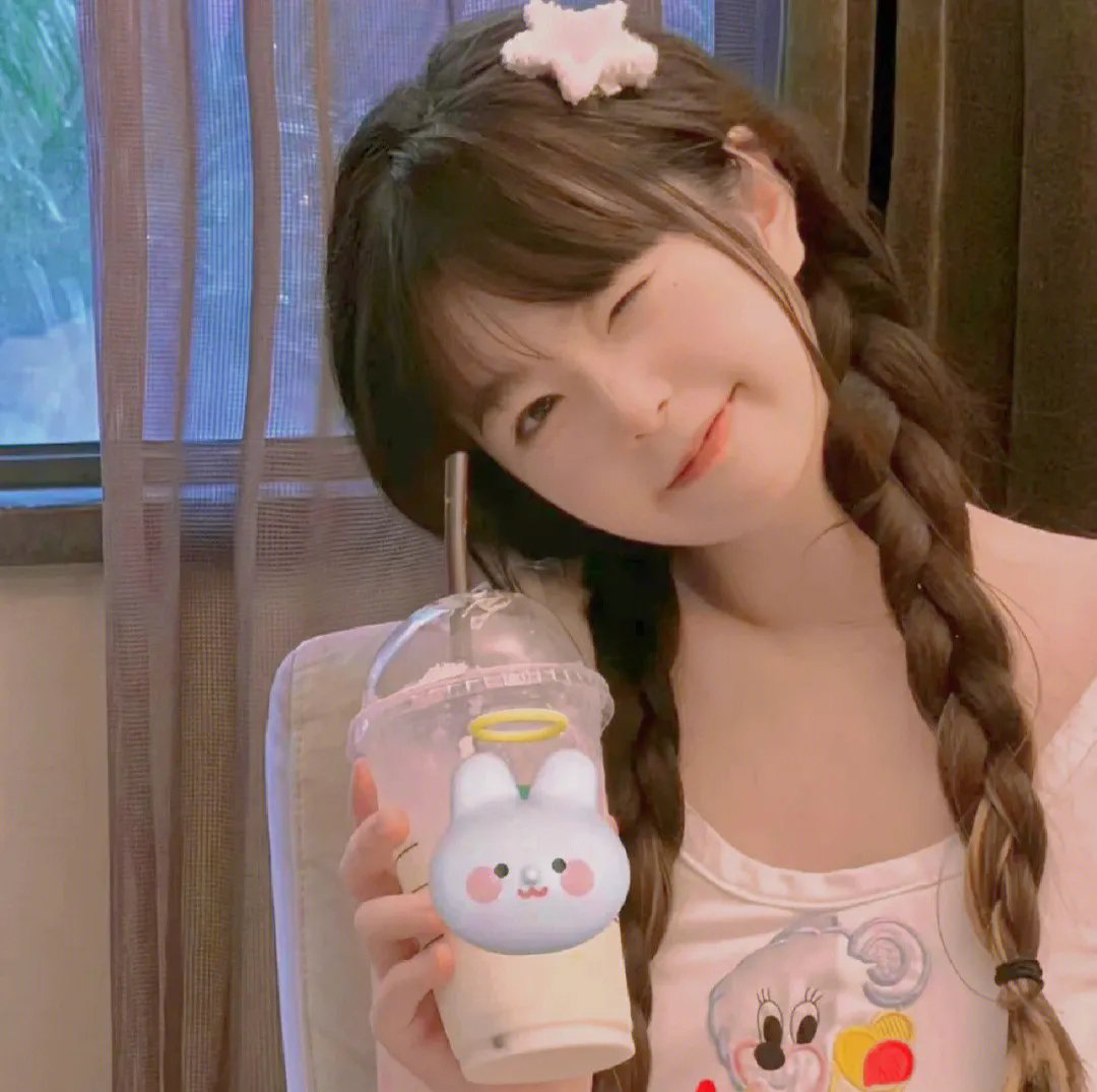 乌龙小姐